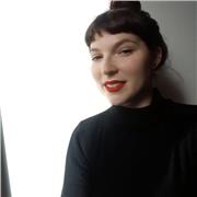 Etudiante en master de philosophie et une aide pour affronté l'épreuve du bac